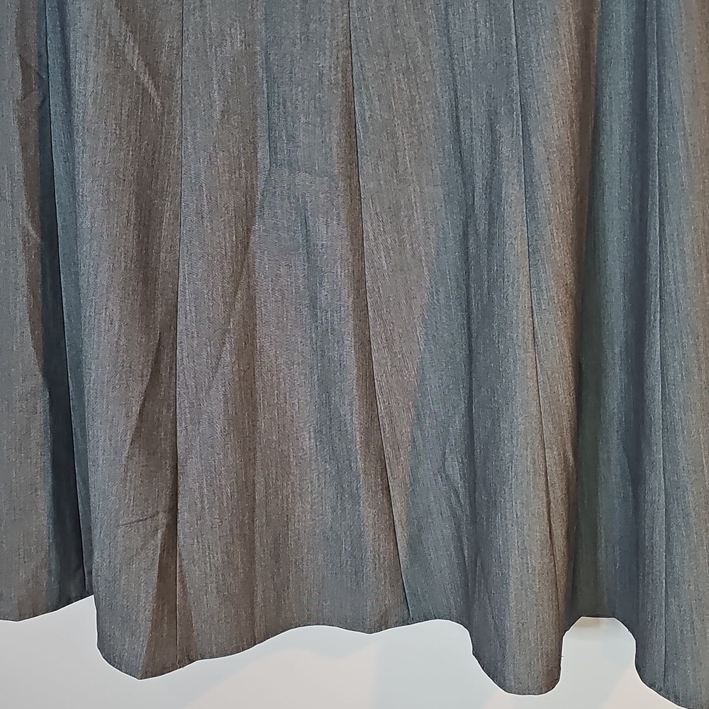 Cleo Gray Size 10 Women's Skirt - Picture 3 of 7